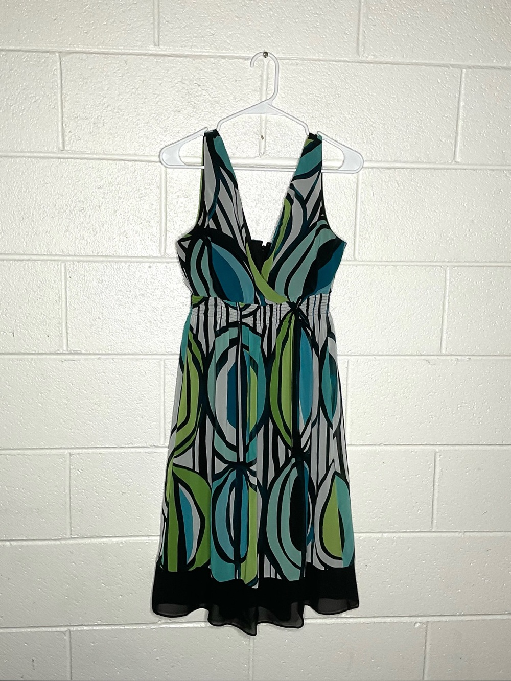 < Y2K J.B.S. Abstract Geometric Pattern Dress Size 10 >
